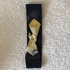 Black and gold belt